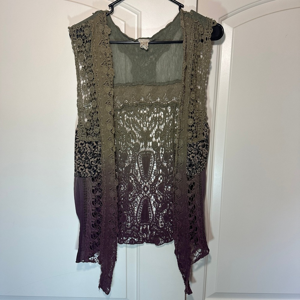 Gimmicks by BKE XS Green Purple Ombre Lace Dip Dye Crochet Vest Grunge Layer Y2K